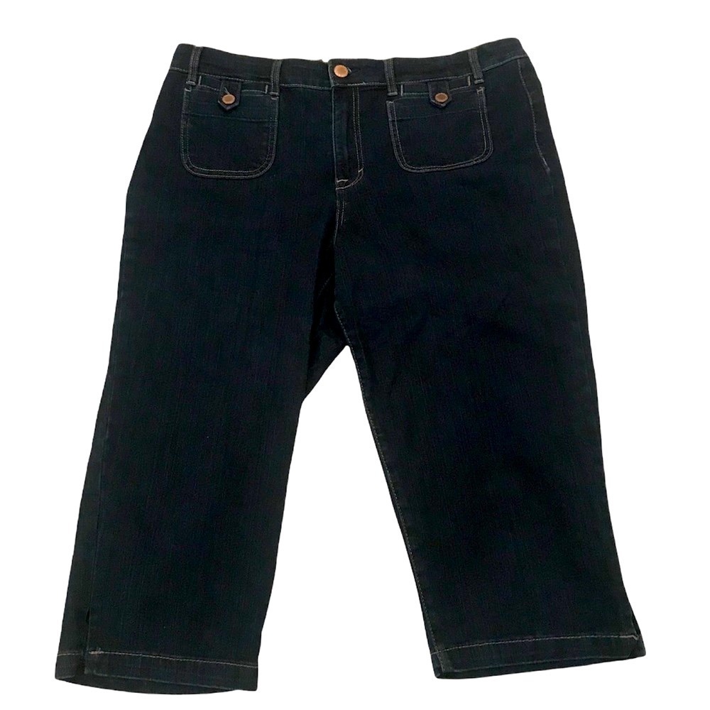 Style & Co. Plus Size Dark Wash Capri Jeans Size 16